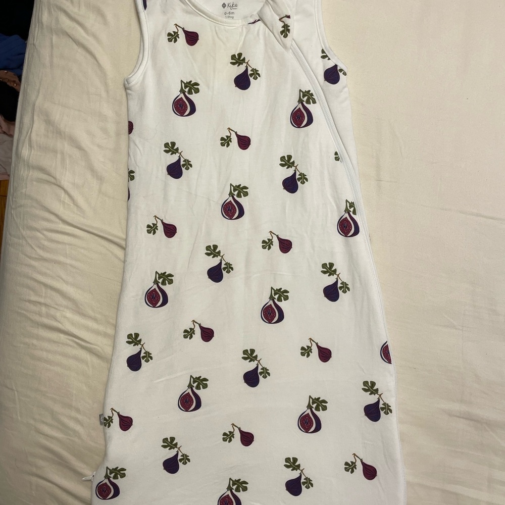 Kyte baby Fig Print Sleep Sack - White and Purple